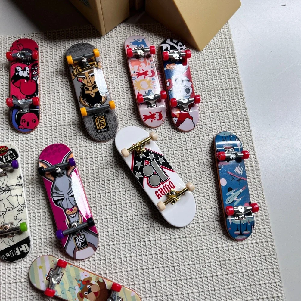 Tech‎ Deck Danny Way Mega Halfpipe Plan B Ramp Set with 15 Fingerboards Lot